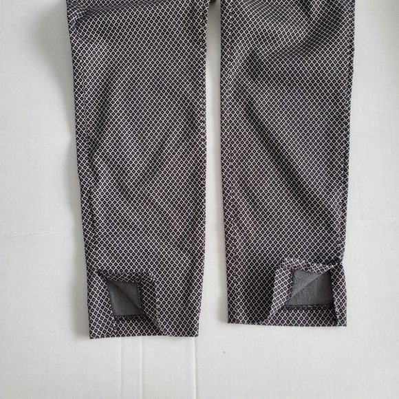 H&M Women's Black & White Ankle Length Pants, 6 - Picture 5 of 7